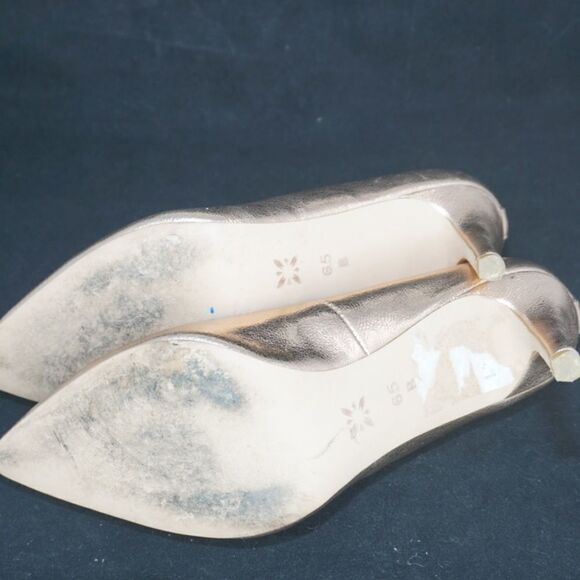 BCBGeneration Metallic 'Marci' Pointed Toe Pumps, Size 6.5B - Picture 9 of 11
